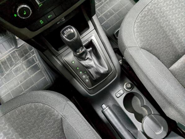 Skoda Yeti I Рестайлинг с пробегом 2015 года, цена 1 150 000 рублей, 126049 км, внедорожник, Автокод Объявления