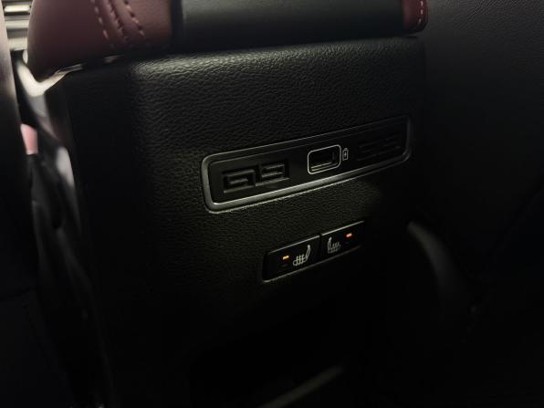 Geely Coolray I Рестайлинг с пробегом 2022 года, цена 1 729 000 рублей, 37713 км, внедорожник, Автокод Объявления