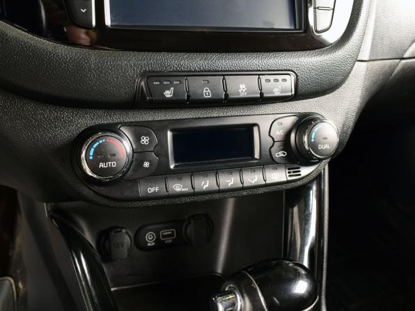 Kia Ceed II Рестайлинг с пробегом 2018 года, цена 1 275 995 рублей, 209882 км, хэтчбек, Автокод Объявления