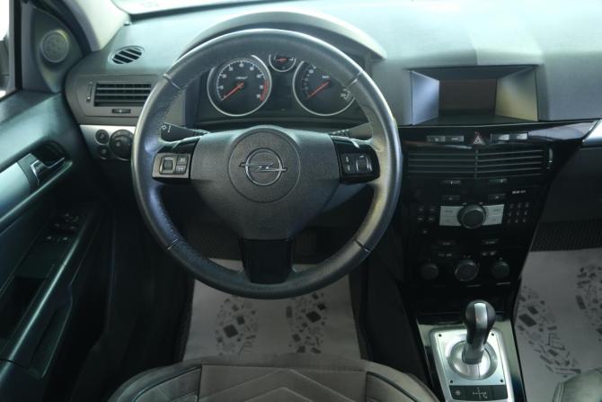 Opel Astra H Рестайлинг с пробегом 2010 года, цена 529 000 рублей, 192500 км, хэтчбек, Автокод Объявления