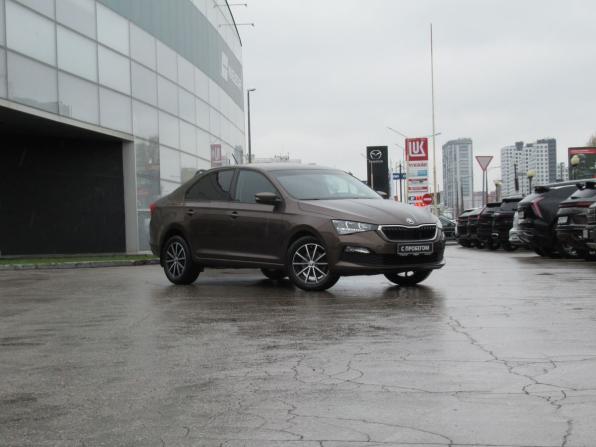 Skoda Rapid II с пробегом 2021 года, цена 2 030 000 рублей, 30988 км, лифтбек, Автокод Объявления