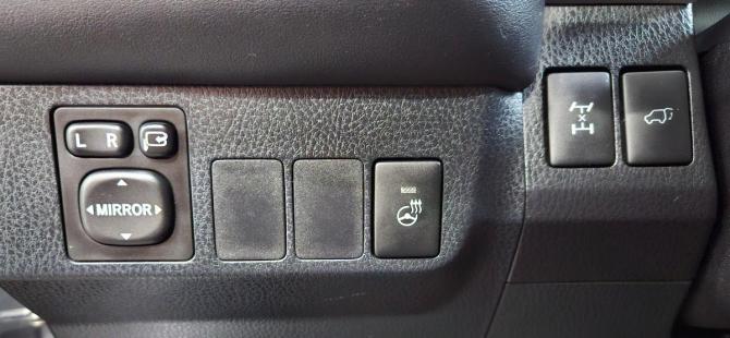 Toyota RAV4 IV (XA40) Рестайлинг с пробегом 2016 года, цена 2 390 000 рублей, 170642 км, внедорожник, Автокод Объявления