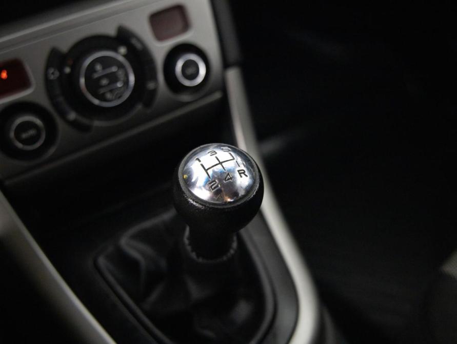 Peugeot 308 I Рестайлинг Санкт-Петербург  - изображение 14