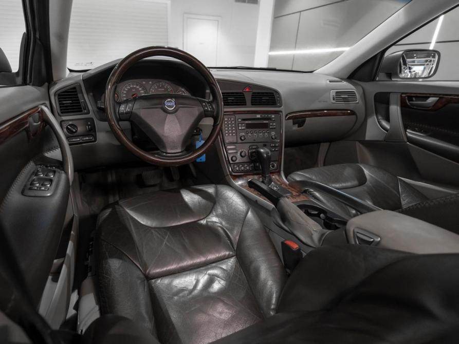 Volvo XC70 I Рестайлинг Москва  - изображение 7