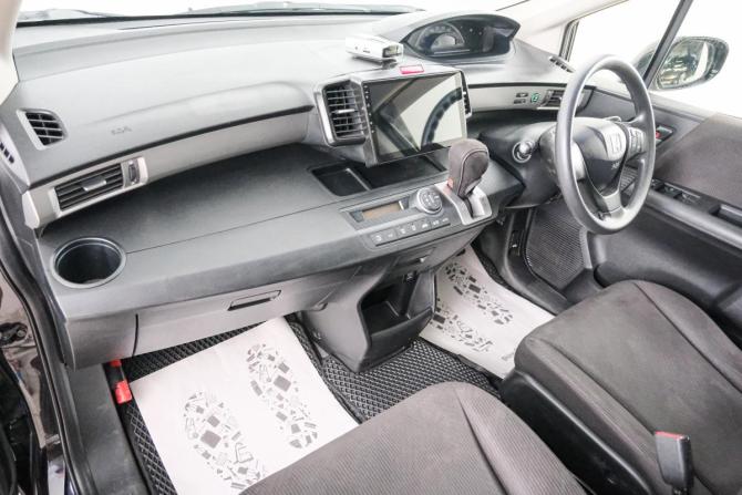 Honda Freed I Рестайлинг с пробегом 2012 года, цена 1 179 000 рублей, 142000 км, компактвэн, Автокод Объявления