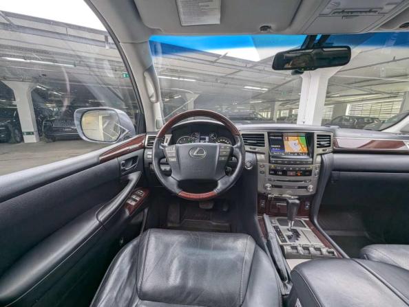 Lexus LX III Рестайлинг с пробегом 2013 года, цена 3 475 000 рублей, 332291 км, внедорожник, Автокод Объявления