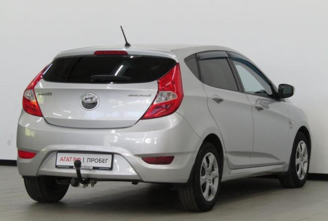 Hyundai Solaris I с пробегом 2014 года, цена 950 000 рублей, 131544 км, хэтчбек, Автокод Объявления
