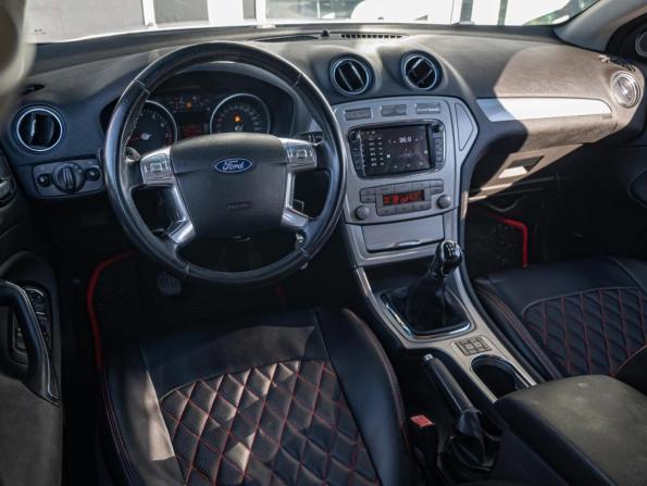 Ford Mondeo IV Рестайлинг с пробегом 2010 года, цена 700 000 рублей, 203670 км, седан, Автокод Объявления