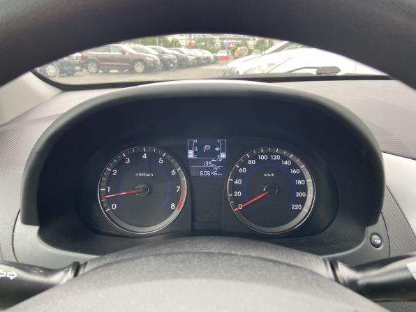 Hyundai Solaris I Рестайлинг с пробегом 2016 года, цена 1 278 000 рублей, 60645 км, седан, Автокод Объявления