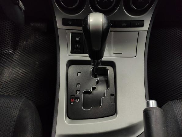 Mazda 3 II (BL) Рестайлинг с пробегом 2011 года, цена 947 000 рублей, 205589 км, седан, Автокод Объявления