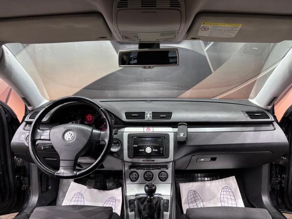 Volkswagen Passat B6 с пробегом 2006 года, цена 750 000 рублей, 186662 км, универсал, Автокод Объявления
