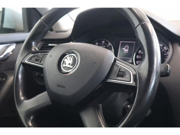Skoda Octavia III (A7) с пробегом 2014 года, цена 975 000 рублей, 165410 км, лифтбек, Автокод Объявления