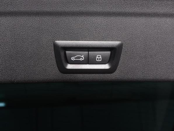 BMW X6 III (G06) Рестайлинг с пробегом 2025 года, цена 15 999 000 рублей, 7281 км, внедорожник, Автокод Объявления