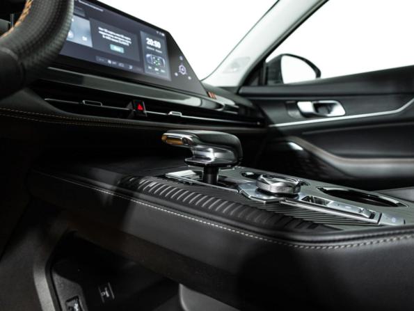 Changan UNI-K с пробегом 2022 года, цена 2 649 700 рублей, 21600 км, внедорожник, Автокод Объявления