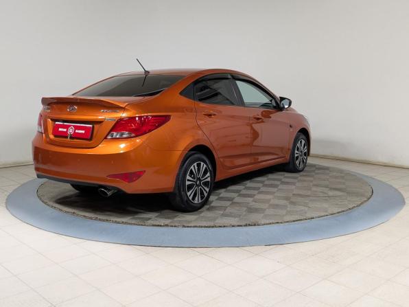 Hyundai Solaris I Рестайлинг с пробегом 2015 года, цена 1 094 900 рублей, 190000 км, седан, Автокод Объявления