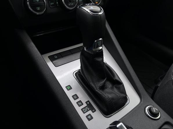 Skoda Octavia III (A7) с пробегом 2014 года, цена 1 299 000 рублей, 207908 км, лифтбек, Автокод Объявления