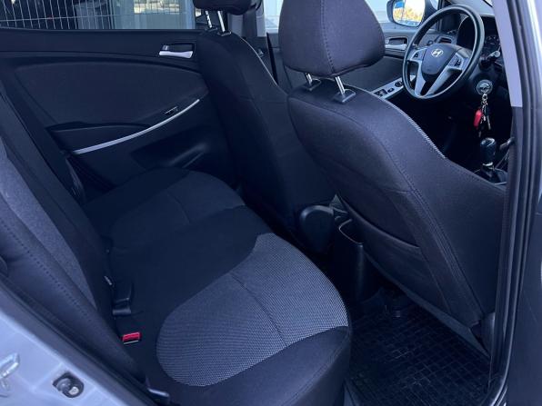 Hyundai Solaris I с пробегом 2014 года, цена 834 000 рублей, 143618 км, хэтчбек, Автокод Объявления