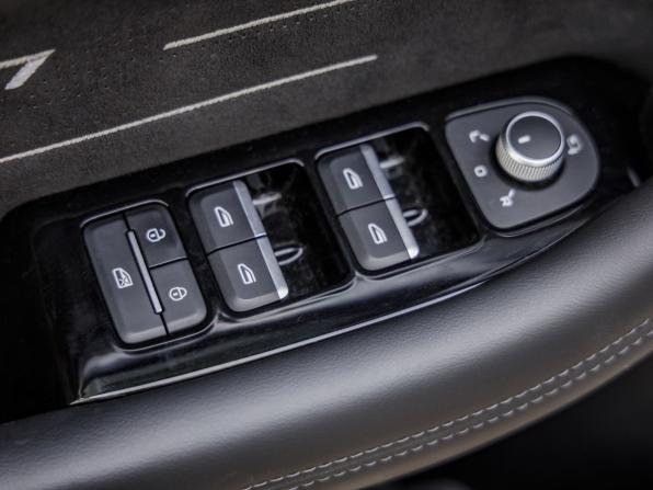 Geely Monjaro I с пробегом 2024 года, цена 4 098 000 рублей, 13055 км, внедорожник, Автокод Объявления