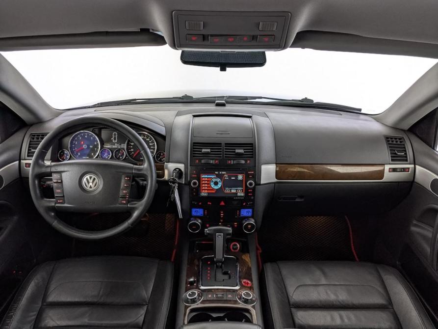 Volkswagen Touareg I Рестайлинг Москва  - изображение 14