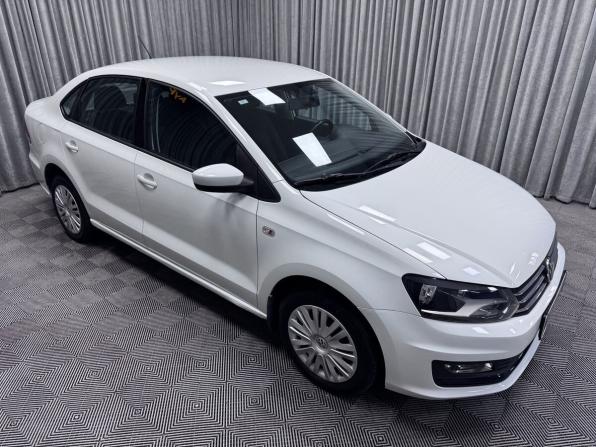 Volkswagen Polo V Рестайлинг с пробегом 2016 года, цена 1 049 000 рублей, 92211 км, седан, Автокод Объявления