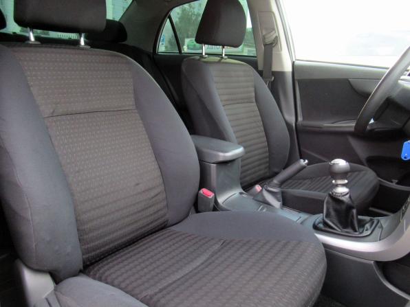 Toyota Corolla X (E140 E150) Рестайлинг с пробегом 2012 года, цена 945 000 рублей, 240237 км, седан, Автокод Объявления