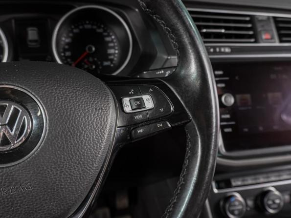 Volkswagen Tiguan II с пробегом 2020 года, цена 2 279 000 рублей, 50944 км, внедорожник, Автокод Объявления