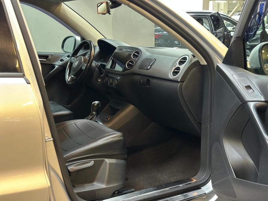 Volkswagen Tiguan I Рестайлинг Красноярск  - изображение 8