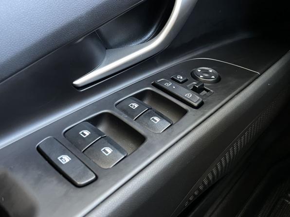 Hyundai Elantra VII (CN7) Рестайлинг с пробегом 2024 года, цена 2 770 000 рублей, 5926 км, седан, Автокод Объявления