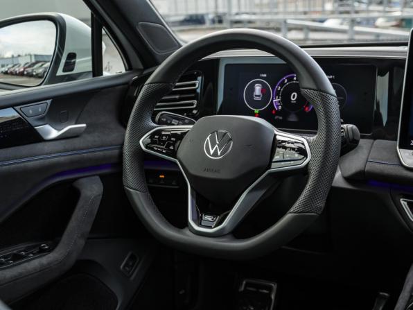 Volkswagen Tiguan III (China Market) с пробегом 2024 года, цена 4 498 000 рублей, 30500 км, внедорожник, Автокод Объявления