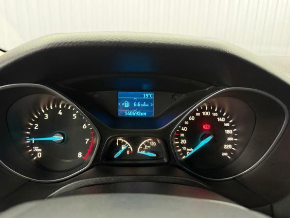Ford Focus III Рестайлинг с пробегом 2016 года, цена 1 047 000 рублей, 140690 км, седан, Автокод Объявления