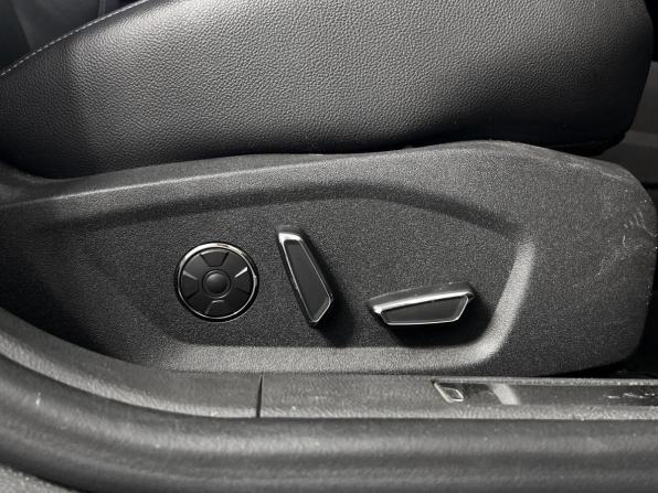 Ford Mondeo V с пробегом 2019 года, цена 1 575 900 рублей, 248791 км, седан, Автокод Объявления