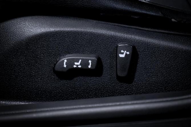 Nissan Teana II Рестайлинг с пробегом 2012 года, цена 1 049 000 рублей, 293001 км, седан, Автокод Объявления