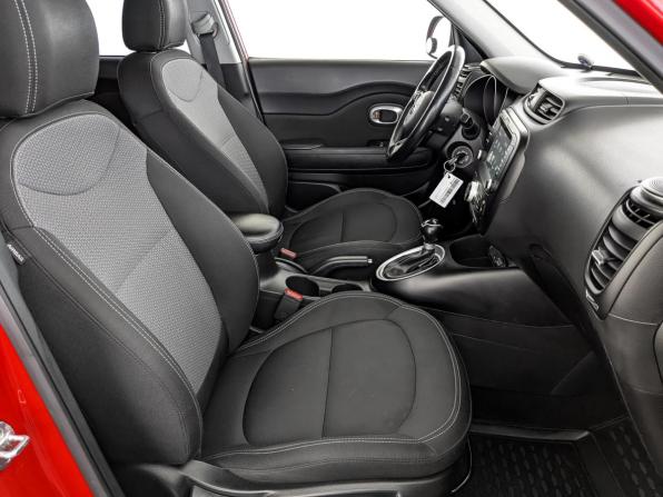 Kia Soul II Рестайлинг с пробегом 2017 года, цена 1 335 000 рублей, 149690 км, хэтчбек, Автокод Объявления