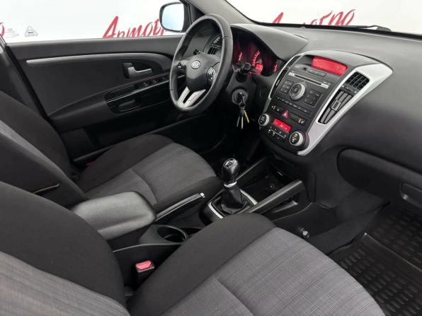 Kia Ceed I Рестайлинг с пробегом 2011 года, цена 649 000 рублей, 212400 км, хэтчбек, Автокод Объявления