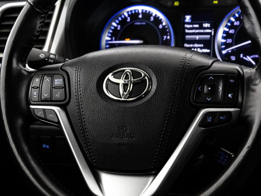 Toyota Highlander III (XU50) Рестайлинг Санкт-Петербург  - изображение 14