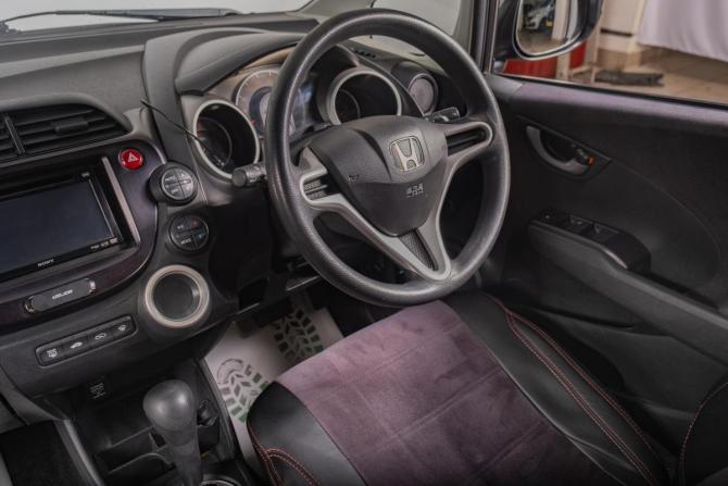 Honda Fit II с пробегом 2008 года, цена 599 000 рублей, 313000 км, хэтчбек, Автокод Объявления