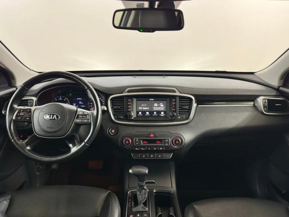 Kia Sorento III Prime Рестайлинг с пробегом 2018 года, цена 3 049 000 рублей, 99072 км, внедорожник, Автокод Объявления