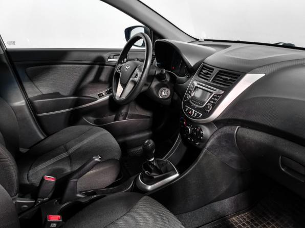Hyundai Solaris I с пробегом 2014 года, цена 675 000 рублей, 141566 км, хэтчбек, Автокод Объявления