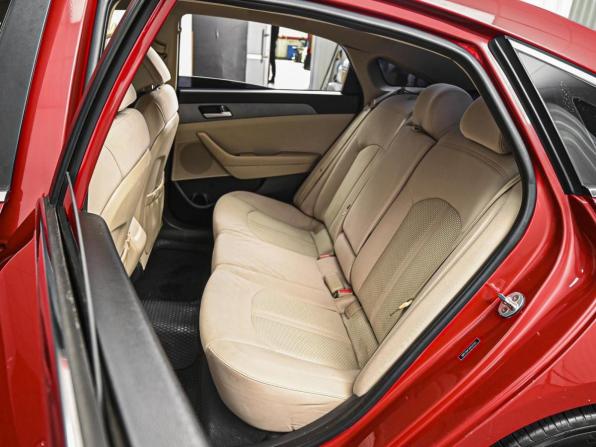 Hyundai Sonata VII (LF) с пробегом 2016 года, цена 1 680 000 рублей, 252696 км, седан, Автокод Объявления