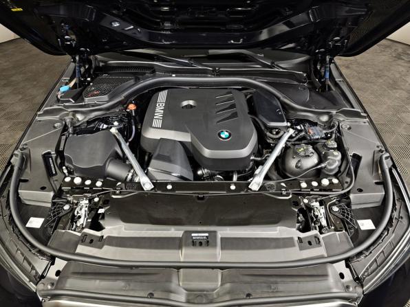 BMW 5 серии VIII (G60/G61/G68) с пробегом 2025 года, цена 8 699 000 рублей, 311 км, седан, Автокод Объявления