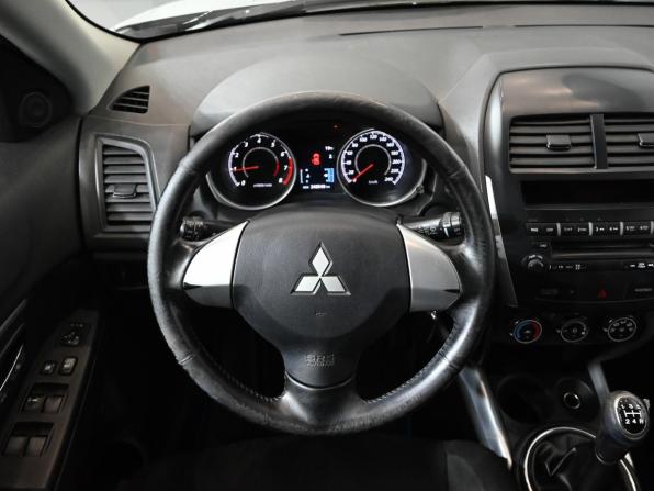 Mitsubishi ASX I с пробегом 2011 года, цена 950 000 рублей, 248548 км, внедорожник, Автокод Объявления