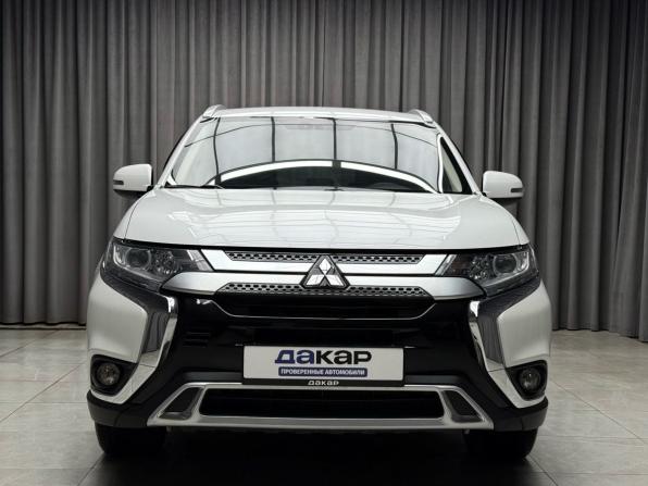 Mitsubishi Outlander III Рестайлинг 3 с пробегом 2019 года, цена 2 149 000 рублей, 79822 км, внедорожник, Автокод Объявления