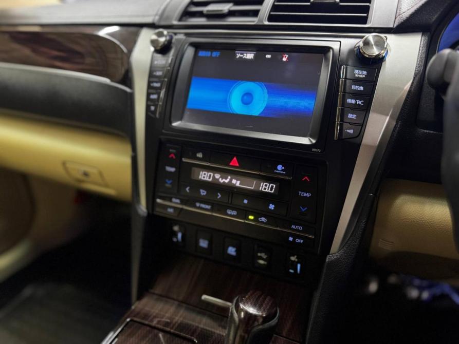 Toyota Camry VII (XV50) Рестайлинг Благовещенск  - изображение 40