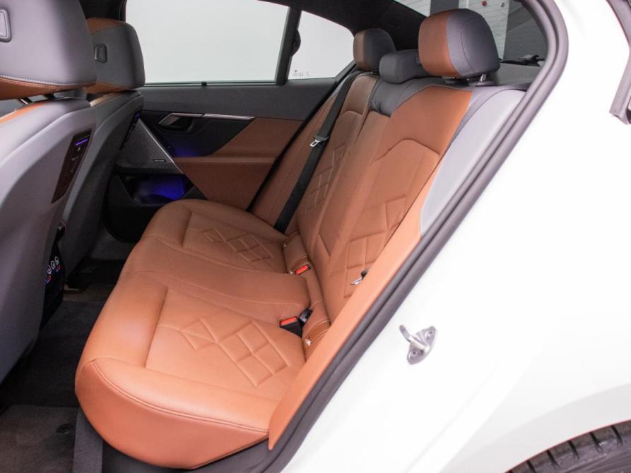 BMW 5 серии VIII (G60/G61/G68) Москва  - изображение 11