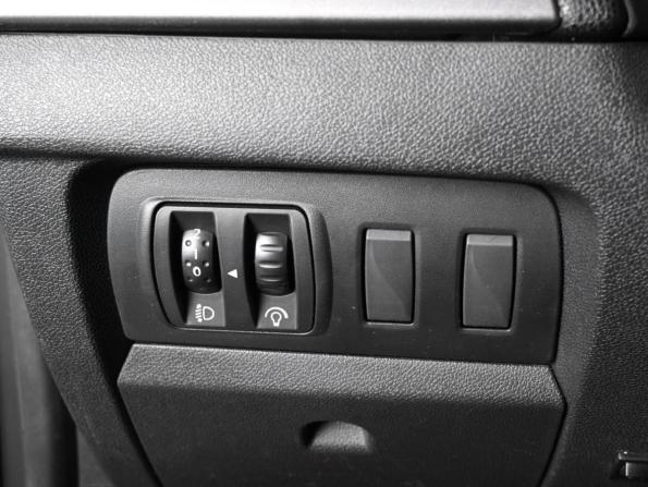Renault Fluence I Рестайлинг с пробегом 2013 года, цена 965 000 рублей, 151218 км, седан, Автокод Объявления