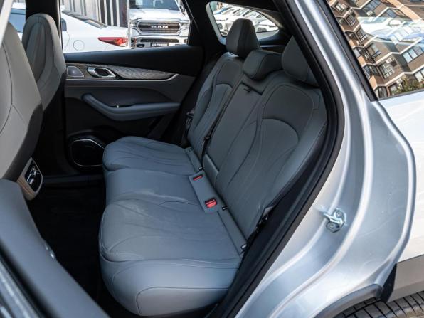Geely Galaxy M7 с пробегом 2026 года, цена 3 835 000 рублей, 42 км, внедорожник, Автокод Объявления