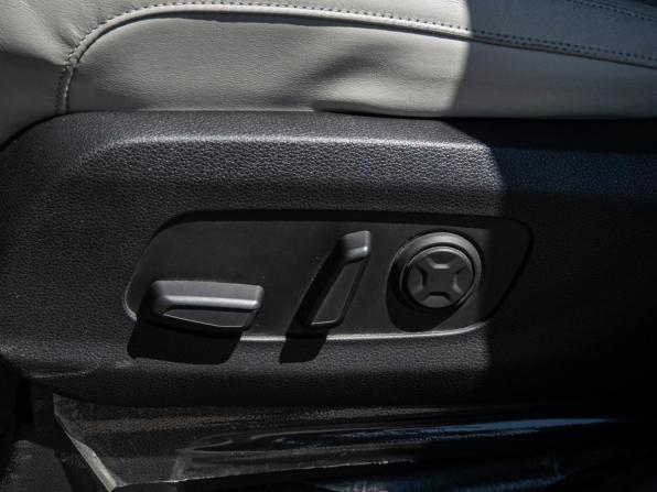 Kia Carnival IV с пробегом 2023 года, цена 4 750 000 рублей, 53597 км, минивэн, Автокод Объявления