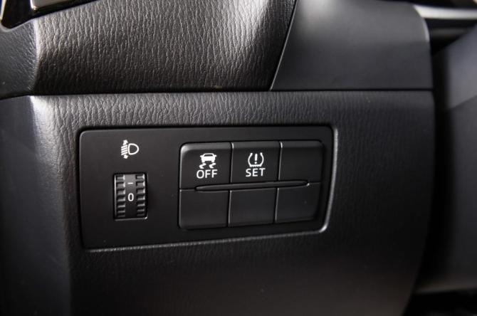 Mazda 3 III (BM) с пробегом 2013 года, цена 1 599 000 рублей, 98000 км, хэтчбек, Автокод Объявления