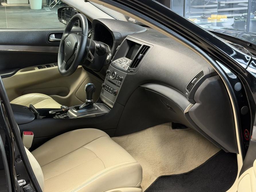 Infiniti G IV Москва  - изображение 9