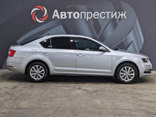 Skoda Octavia III (A7) Рестайлинг с пробегом 2018 года, цена 1 445 000 рублей, 158210 км, лифтбек, Автокод Объявления
